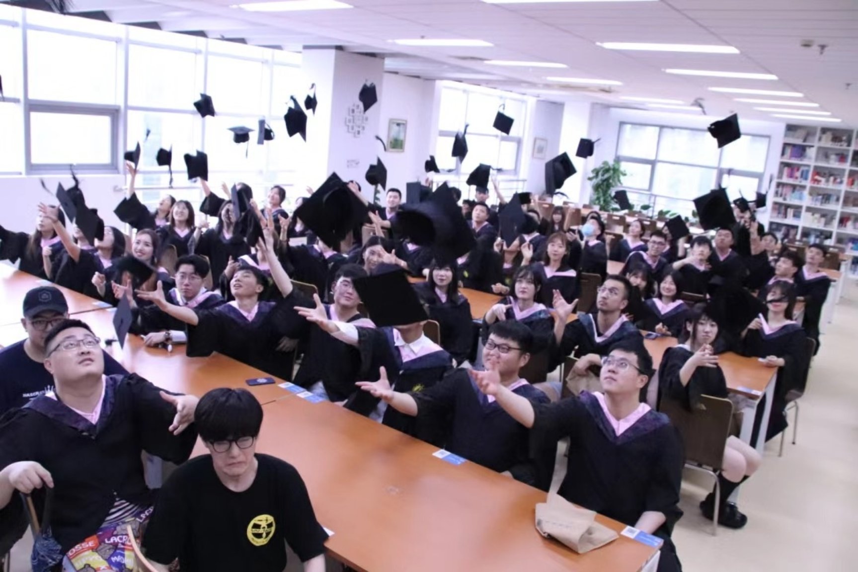 学生毕业照片 学生毕业照片