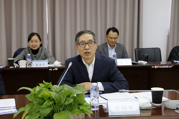 图为市商务委副主任张国华讲话 图为市商务委副主任张国华讲话