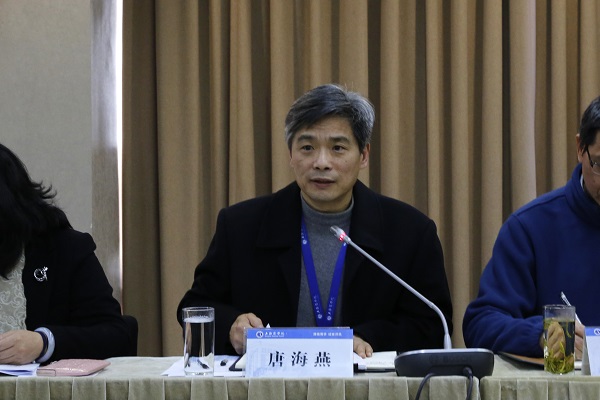 54bf37fad5624596aef1b3e93ed7eb72.jpg 图为校长唐海燕讲话.jpg