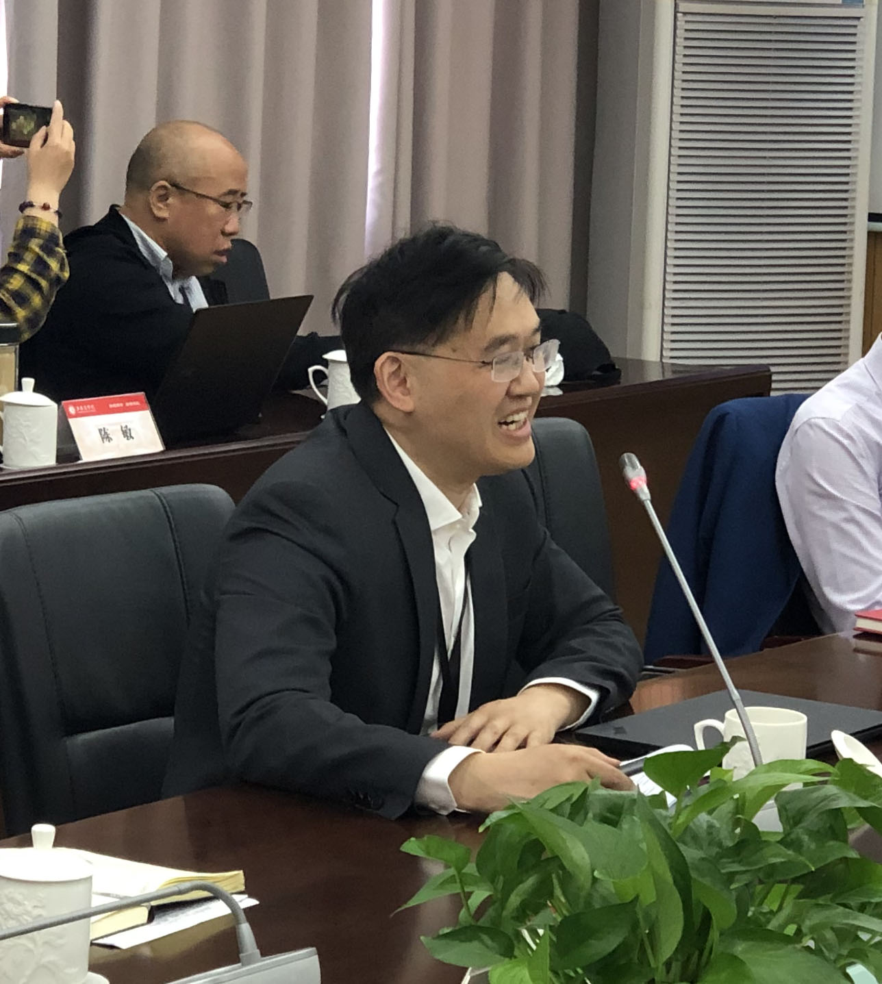 张绍华副校长进行工作部署 张绍华副校长进行工作部署
