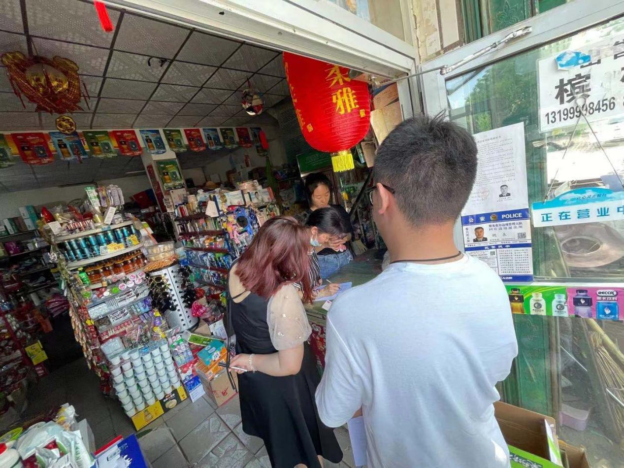 图为小卖铺里话成长 图为小卖铺里话成长