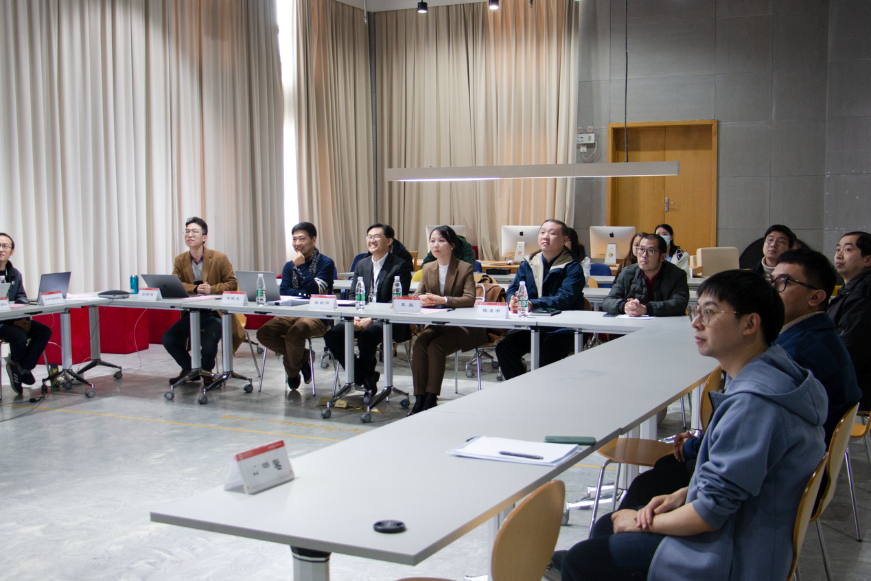 图为演练现场 图为演练现场