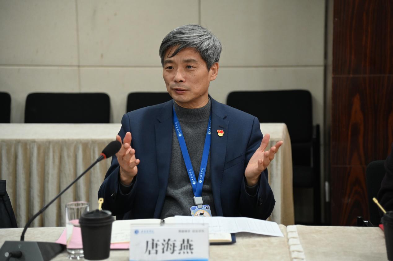 唐校长解答学生问题 唐校长解答学生问题