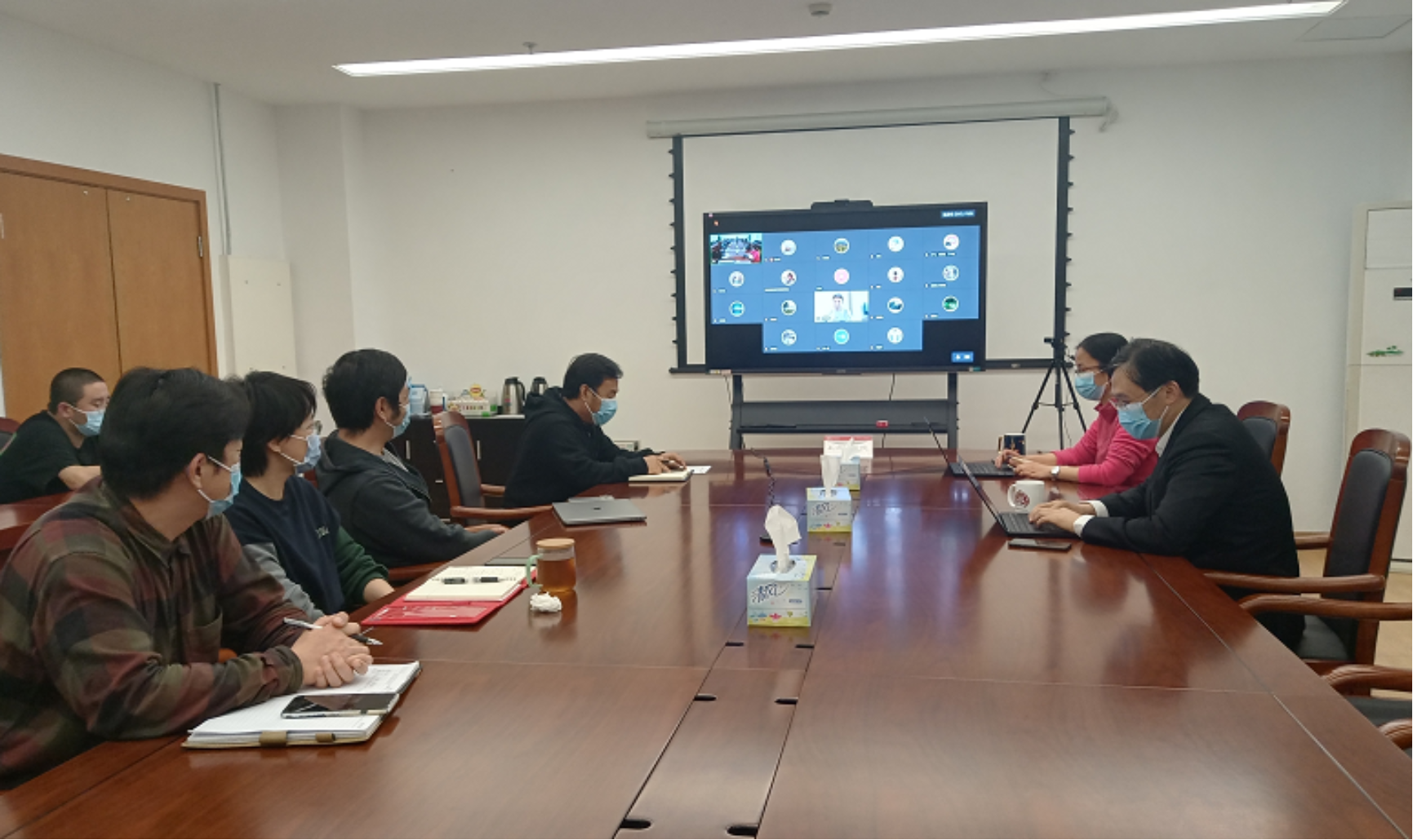 徐汇校区疫情防控阶段性工作推进会 徐汇校区疫情防控阶段性工作推进会
