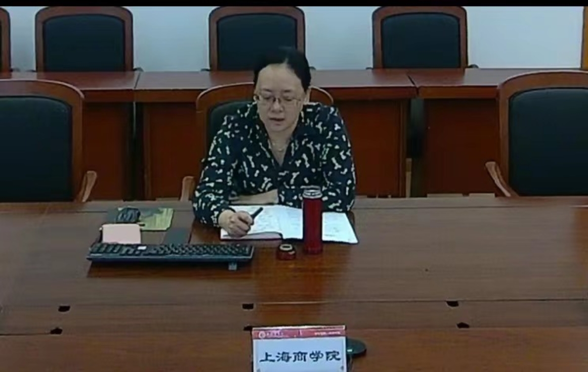 劳书记发表讲话 劳书记发表讲话