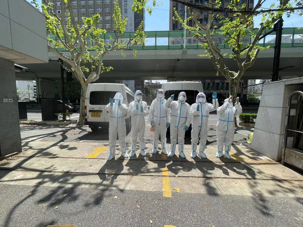 图为值守的驾驶员们 图为值守的驾驶员们