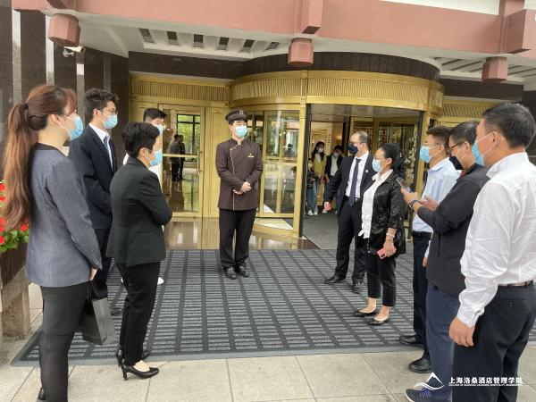 领导考察西郊宾馆实习教学活动 领导考察西郊宾馆实习教学活动