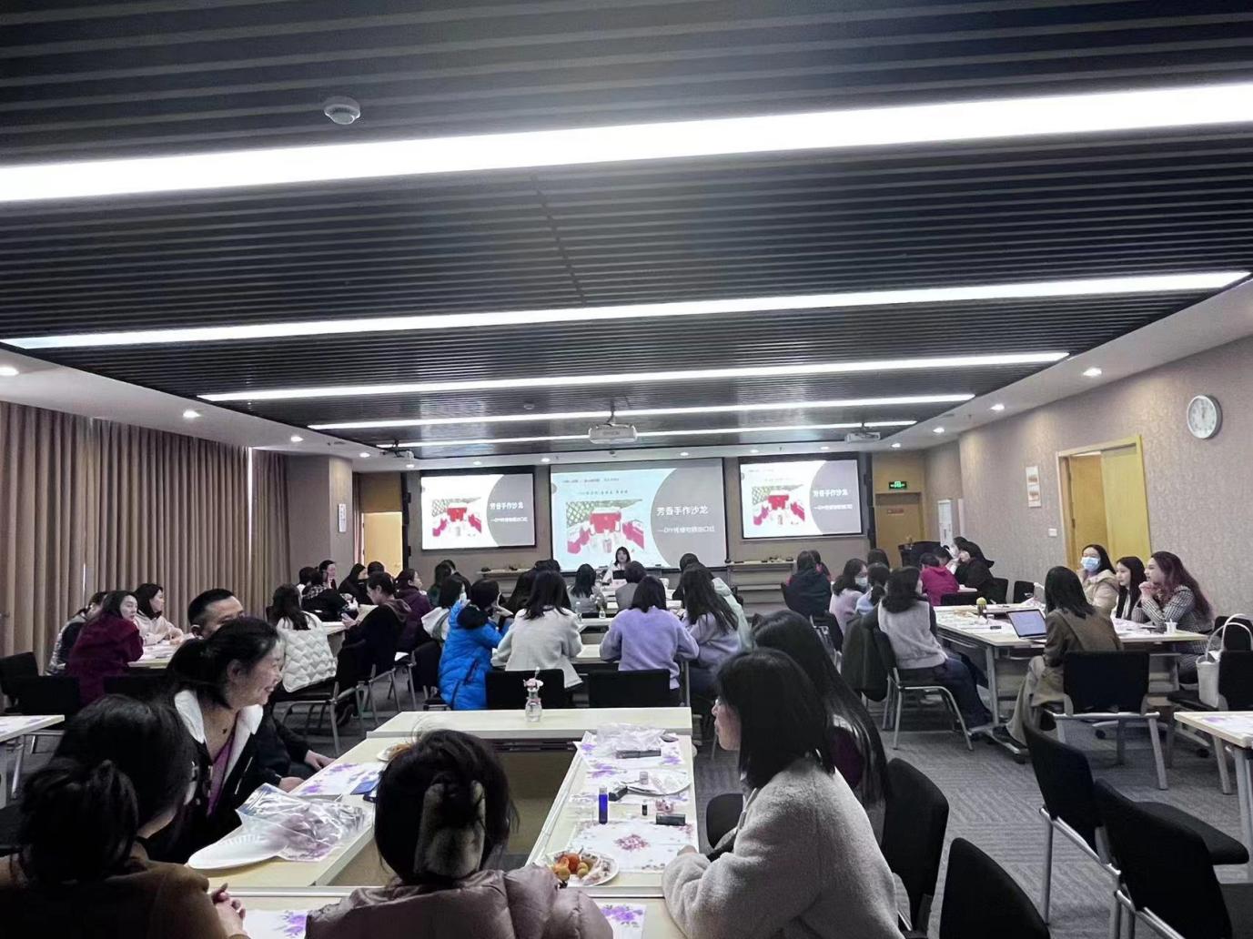 纪念三八国际劳动妇女节系列活动现场照片 纪念三八国际劳动妇女节系列活动现场照片