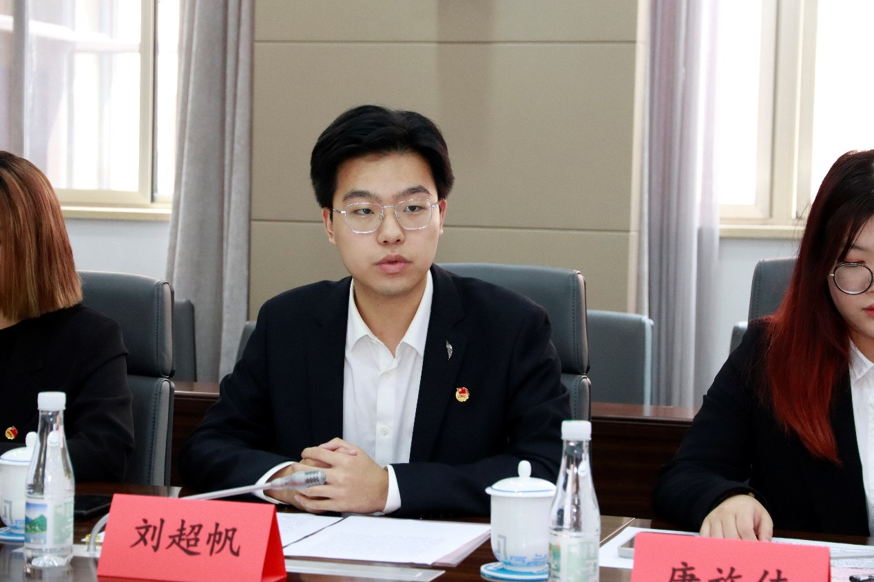 我校学生代表刘超帆发言 我校学生代表刘超帆发言
