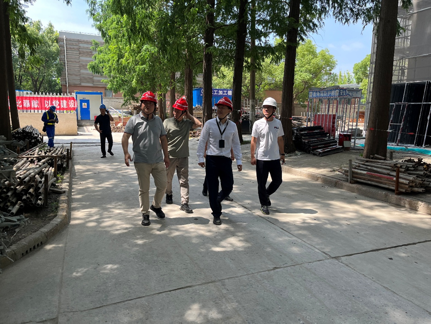 漕宝路校区巡查现场 漕宝路校区巡查现场